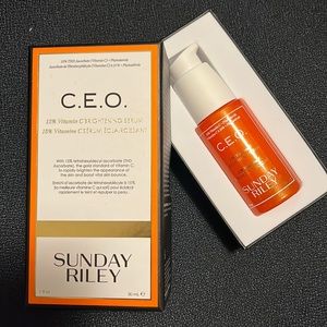 Sunday Riley CEO 15% vitamin c brightening serum